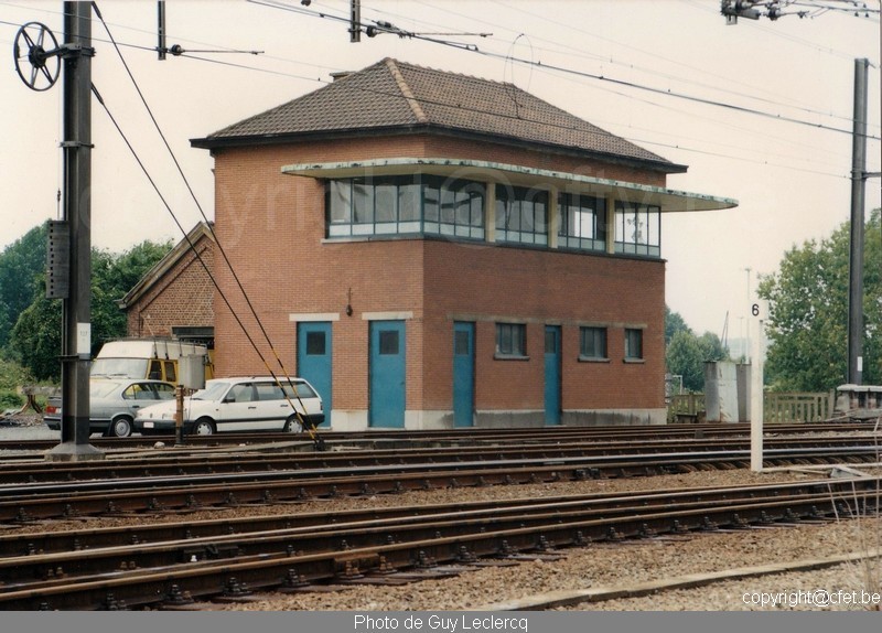CFET sncb gare tournai train cabine viaduc 1996