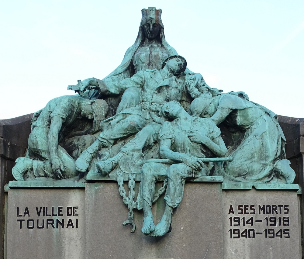 monument morts tournai avant