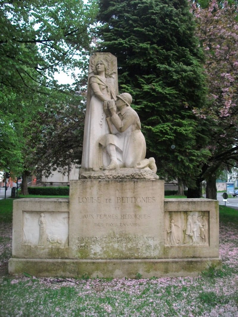Monument louise de bettignies Lille